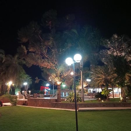 Parque Das Arvores Hospedagem E Eventos Barretos Kültér fotó